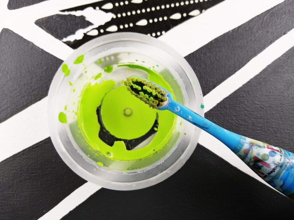 brosse a? dents eclaboussure peinture splatter toothbrush acrylic painting 
